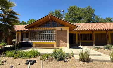 Hermosa Parcela Agroresidencial Con Casa Y Anexos La Retuca