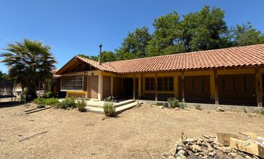 Hermosa Parcela Agroresidencial Con Casa Y Anexos La Retuca