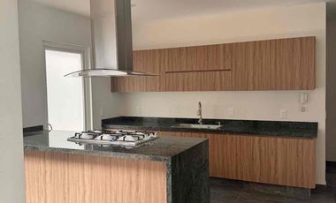 RENTA CASA AMPLIA OLIVAR ALTOZANO