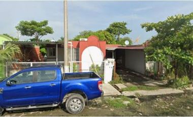 COHC (EMB) CASA EN VENTA DE CONTADO EN PASEO DE LAS PALMAS TAMAULIPAS