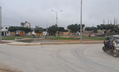 Venta De Exclusivo Terreno Urbano De 120M2, En Las Lomas De Pucusana Km 58