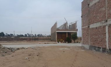 Venta De Exclusivo Terreno Urbano De 120M2, En Las Lomas De Pucusana Km 58