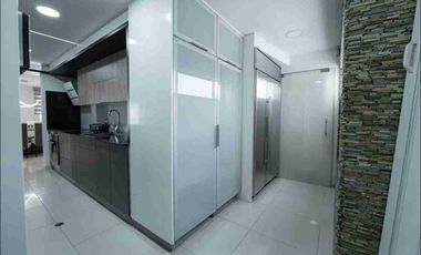 ALQUILO PENTHOUSE AMOBLADO