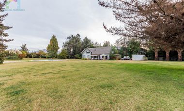 Cómoda casa en parcela - Condominio  en Calera de Tango