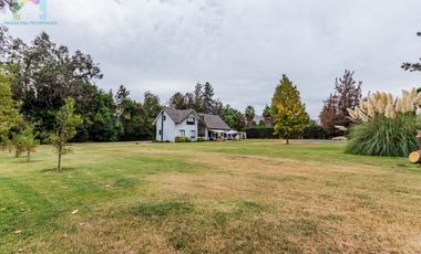 Cómoda casa en parcela - Condominio  en Calera de Tango