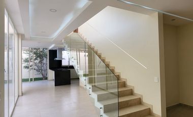 Casa en Renta en Coto Valeira en Solares Zapopan