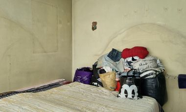 CASA EN VENTA EN CALLE CONSTITUYENTES, TOLUCA - CERCA DE TEATRO JAGUARES - FRENTE A OFICINAS DE ISSEMYM