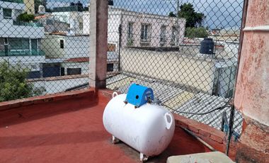 CASA EN VENTA EN CALLE CONSTITUYENTES, TOLUCA - CERCA DE TEATRO JAGUARES - FRENTE A OFICINAS DE ISSEMYM