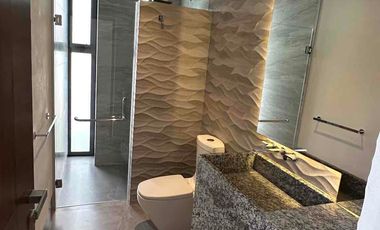 Hermosa Residencia en Venta El Campanario