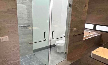 Hermosa Residencia en Venta El Campanario