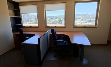 Arriendo espectacular oficina 7 privados, 2 B, 2E    entrega inmediata , a pasos de Av. Libertad ,Viña del Mar