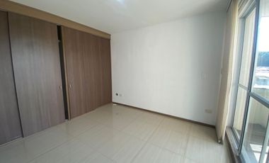 Apartamento en arriendo ubicado por el sector de Álamos