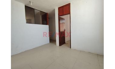 Edificio de 4 Pisos en Venta – Excelente Ubicación en Sullana, Calle Ugarte 1601//ID:1162483