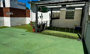 VENTA CASA 3 AMBIENTES CON GARAGE, PATIO Y TERRAZA NEUQUEN AL 1800 BARRIO DON BOSCO