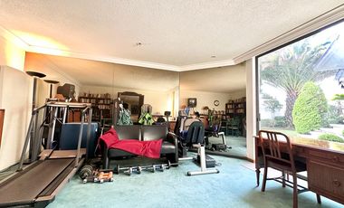 INTERLOMAS:  CASA EN BOSQUES DE LAS PALMAS