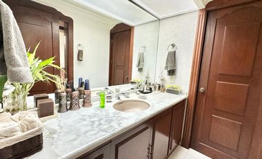 INTERLOMAS:  CASA EN BOSQUES DE LAS PALMAS