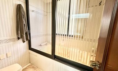 INTERLOMAS:  CASA EN BOSQUES DE LAS PALMAS