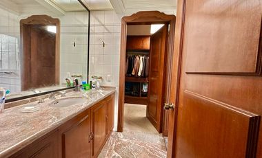 INTERLOMAS:  CASA EN BOSQUES DE LAS PALMAS