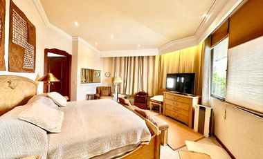 INTERLOMAS:  CASA EN BOSQUES DE LAS PALMAS