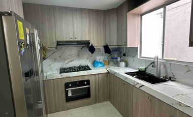 En Alquiler Casa en Urbanización Málaga 1