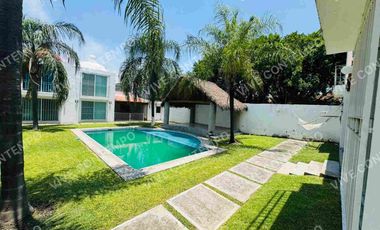 CASA EN CONDOMINIO EN CHICONCUAC, MORELOS A 5 MIN CASETA TEC DE MONTERREY