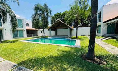 CASA EN CONDOMINIO EN CHICONCUAC, MORELOS A 5 MIN CASETA TEC DE MONTERREY