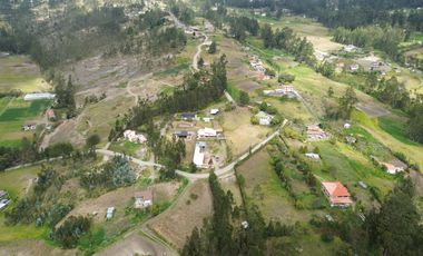 TERRENO 1500M2 PLANO EN SIGSIPABAMBA - DELEG