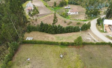 TERRENO 1500M2 PLANO EN SIGSIPABAMBA - DELEG