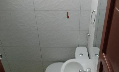 Amplio depa con terraza en Santa María, 5ta Etapa, Trujillo