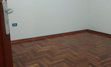 Amplio depa con terraza en Santa María, 5ta Etapa, Trujillo