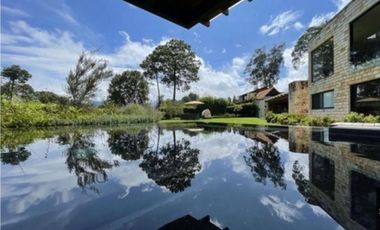 Avandaro, Casa en Condominio en Venta