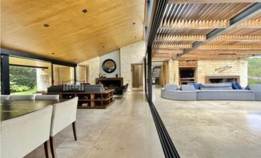 Avandaro, Casa en Condominio en Venta