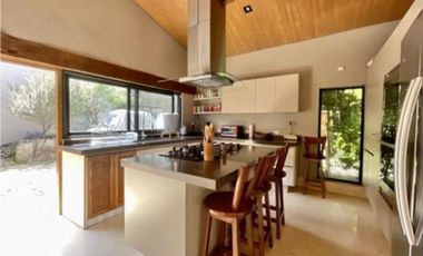 Avandaro, Casa en Condominio en Venta