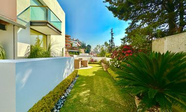 LA HERRADURA: SE VENDE Casa con ELEVADOR.  740 m2 de Terreno y 943 m2 de Construcción