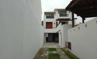 CASA CON ALBERCA EN VENTA EN RINCON DEL CONCHAL I ARLETTE FLORES