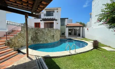 CASA CON ALBERCA EN VENTA EN RINCON DEL CONCHAL I ARLETTE FLORES