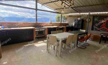 Hacienda lechera de venta en la Paz Nabon. Tecnificada ubicada a 1 hora de Cuenca