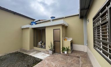 RENTA TERRENO + OFICINA BARRIO VILLAFLORA, MACHALA