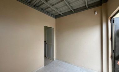 RENTA TERRENO + OFICINA BARRIO VILLAFLORA, MACHALA