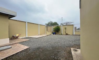 RENTA TERRENO + OFICINA BARRIO VILLAFLORA, MACHALA