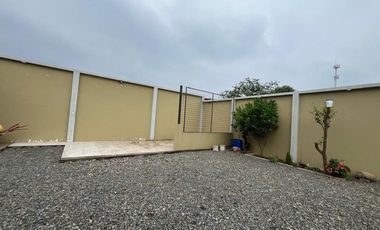 RENTA TERRENO + OFICINA BARRIO VILLAFLORA, MACHALA