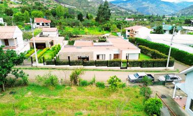 CASA EN VENTA EN ZHUMIR, PAUTE