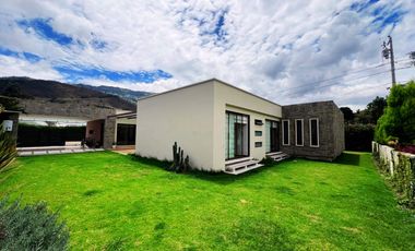 CASA EN VENTA EN ZHUMIR, PAUTE