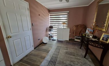 VENTA CASA 4 DORMITORIOS, CERRILLOS