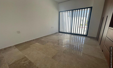 CASA SOLA EN VENTA, KLOOSTER VIVEROS, JIUTEPEC