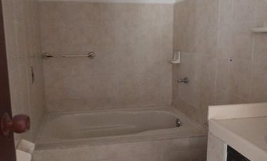 ARRIENDO CASA LA CEIBA