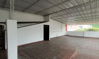 ARRIENDO CASA LA CEIBA