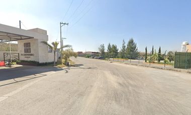 Inversión Segura y Rentable en Bienes Raíces, Casa en Residencial Campanario, Yecapixtla, Morelos.