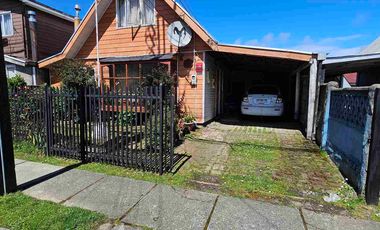 Vende Casa de Dos Pisos con Depto Interior en Villa Antihual Puerto Montt.