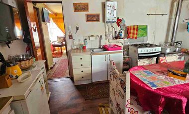 Vende Casa de Dos Pisos con Depto Interior en Villa Antihual Puerto Montt.